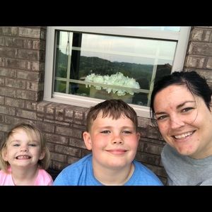 Meet your Posher, Shelly